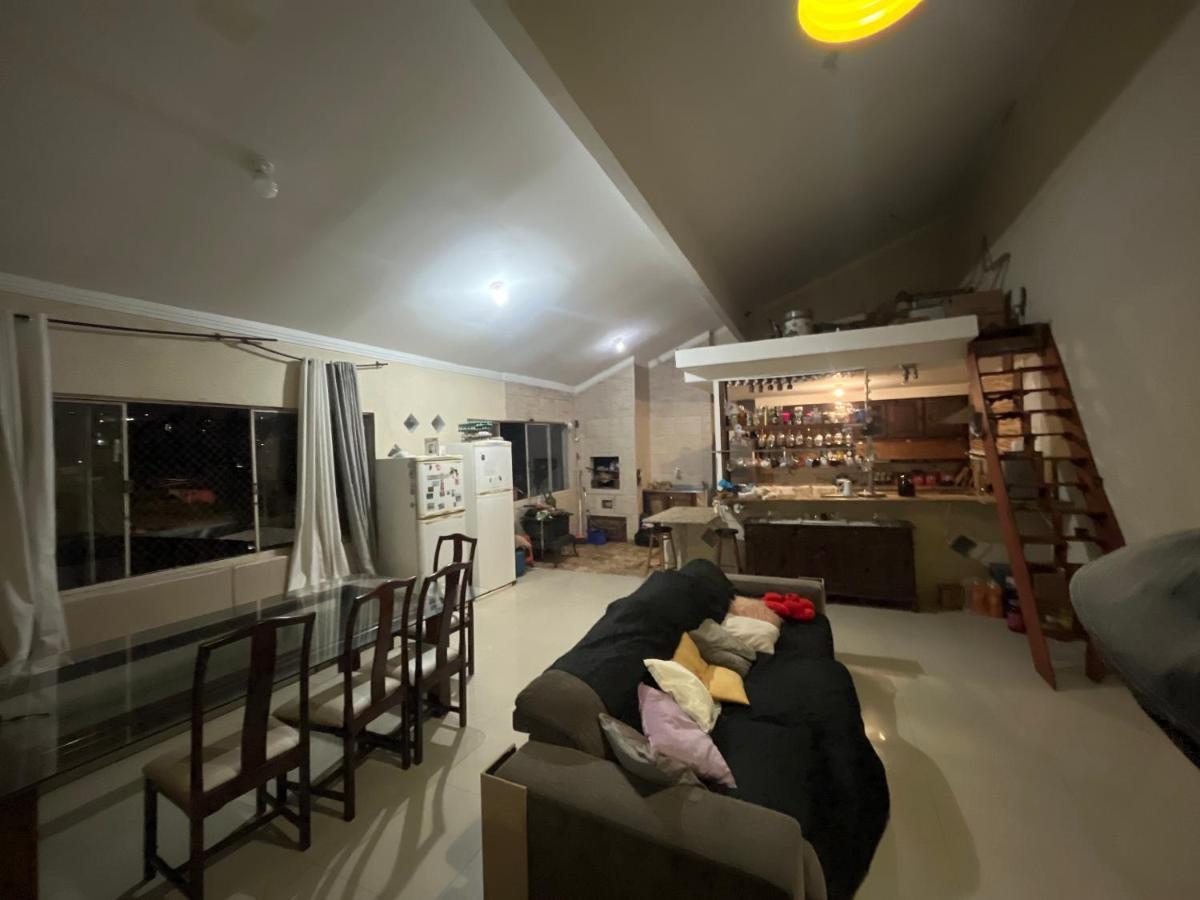 Quarto Hostel Curitiba Buitenkant foto